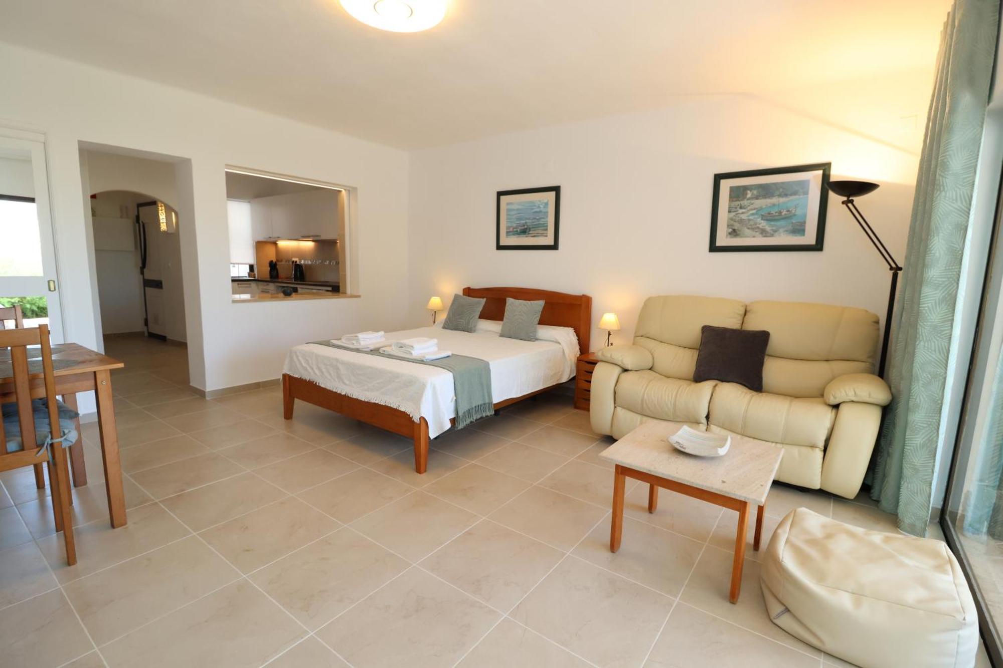 Camelia 52 Beach Studio Apartment - Sao Rafael, อัลบูเฟรา ภายนอก รูปภาพ
